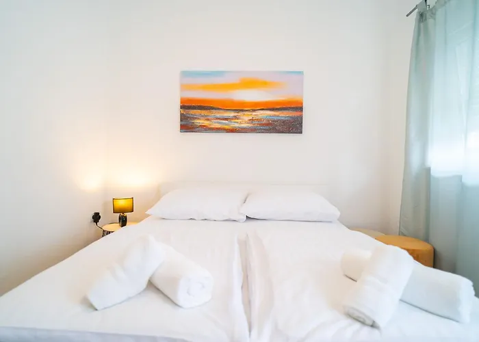 דירה Soleil By Belmont Realty