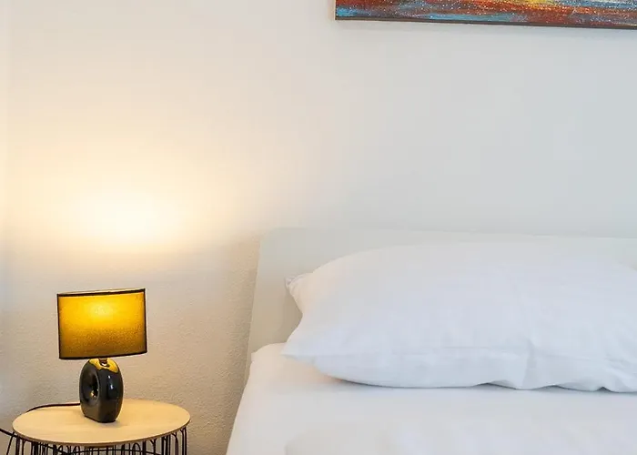 Soleil By Belmont Realty דירה